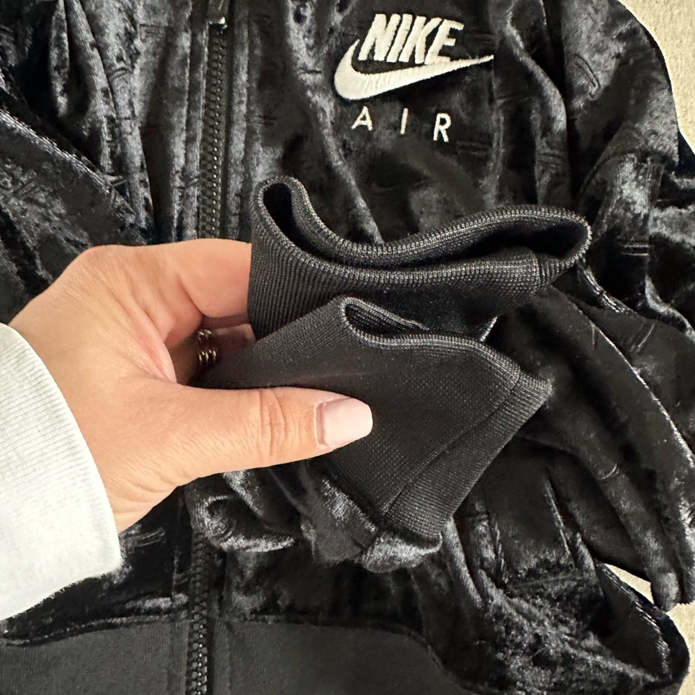 Sweatshirt bundle - Picture 7 of 7